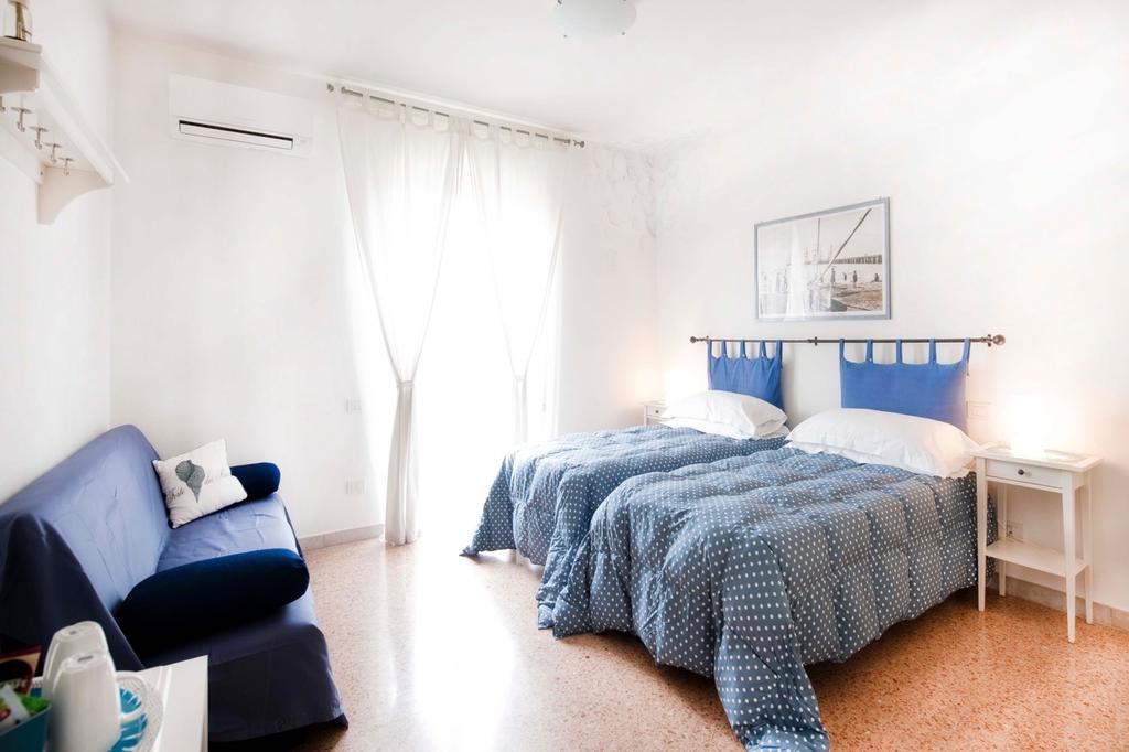 Bed and Breakfast A Due Passi Forte dei Marmi Zewnętrze zdjęcie
