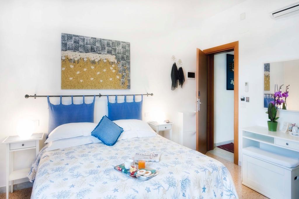 Bed and Breakfast A Due Passi Forte dei Marmi Zewnętrze zdjęcie